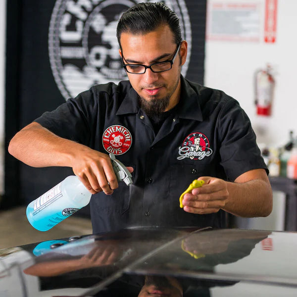 Load image into Gallery viewer, Chemical Guys OG Clay Bar &amp; Luber Synthetic Lubricant Kit
