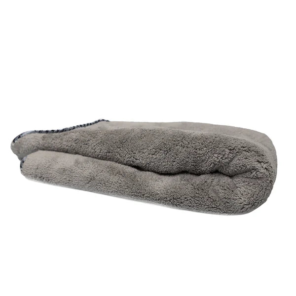 Load image into Gallery viewer, Chemical Guys Woolly Mammoth Microfiber Drying Towel
